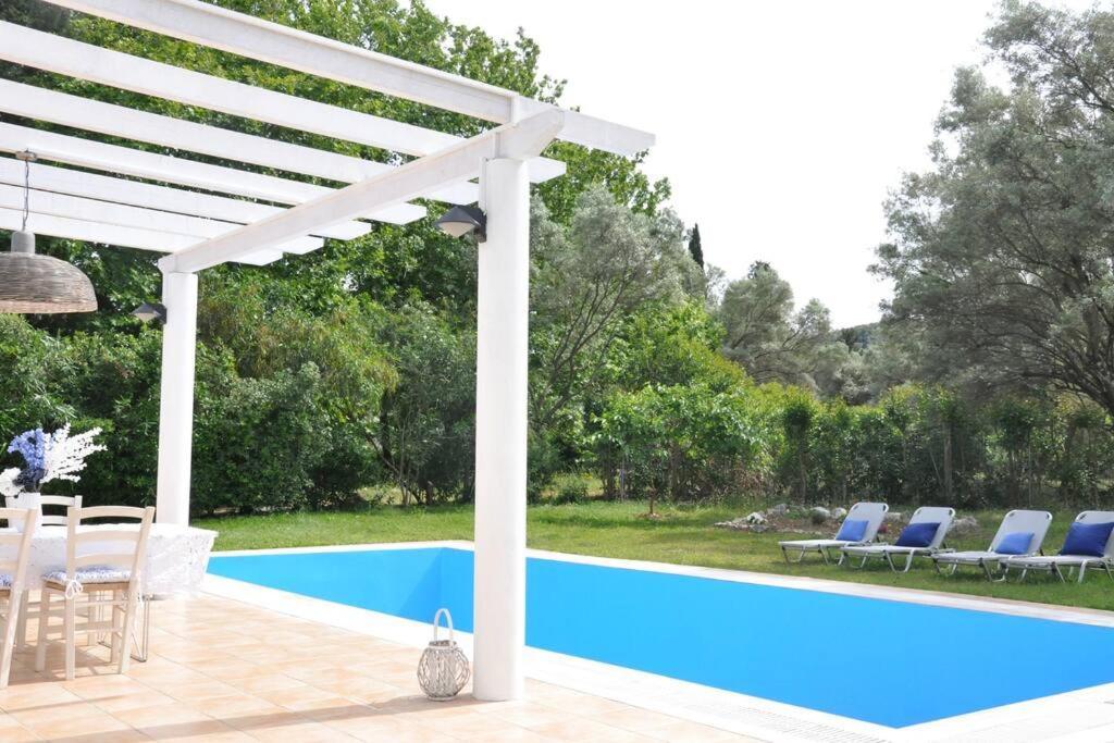 Villa Erietta Near Lefkas Center Apolpaina 外观 照片