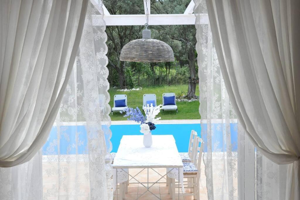 Villa Erietta Near Lefkas Center Apolpaina 外观 照片