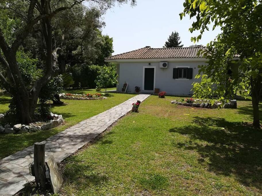 Villa Erietta Near Lefkas Center Apolpaina 外观 照片