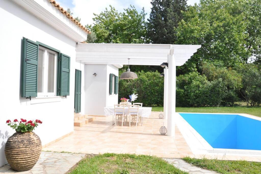 Villa Erietta Near Lefkas Center Apolpaina 外观 照片