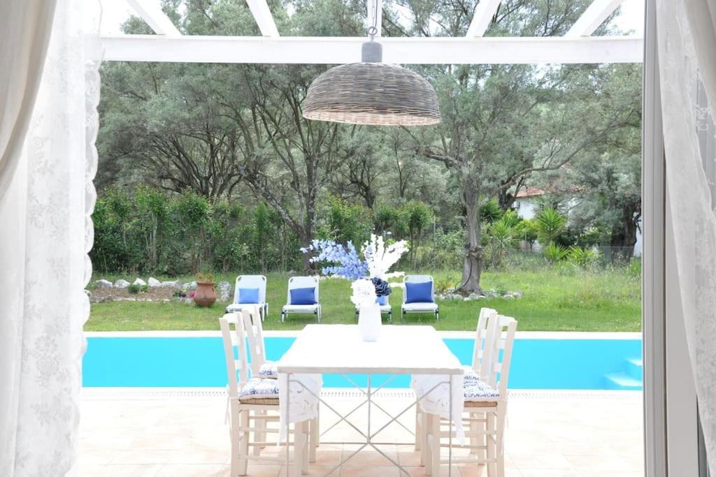 Villa Erietta Near Lefkas Center Apolpaina 外观 照片